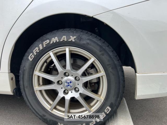 Toyota PRIUS ALPHA 2012-12 7329548-7