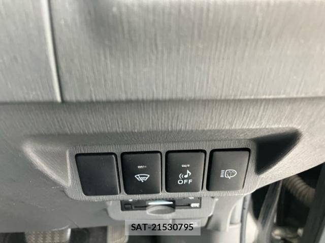 Toyota PRIUS ALPHA 2013-07 7329545-10