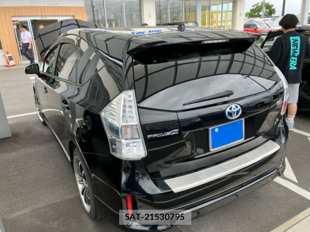 Toyota PRIUS ALPHA 2013-07 7329545-4