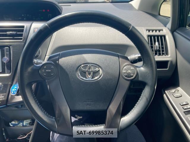 Toyota PRIUS ALPHA 2013-12 7329542-11