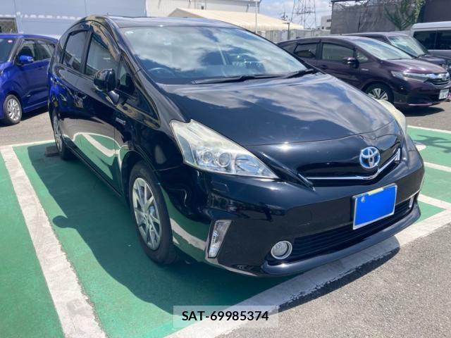 Toyota PRIUS ALPHA 2013-12 7329542-1