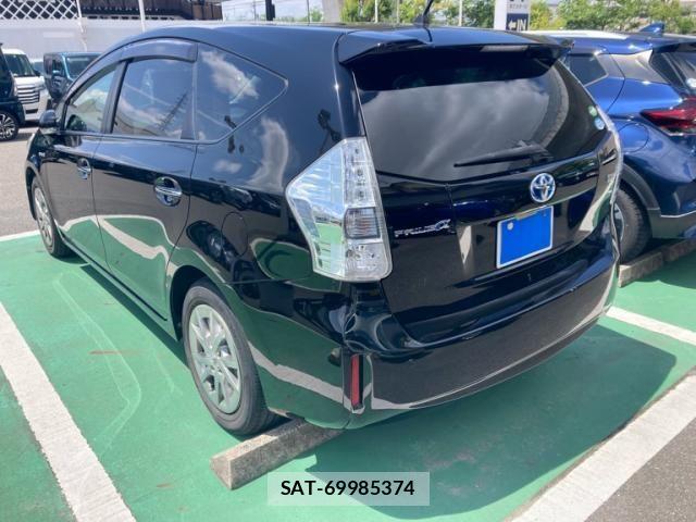 Toyota PRIUS ALPHA 2013-12 7329542-2