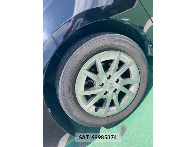 Toyota PRIUS ALPHA 2013-12 7329542-6