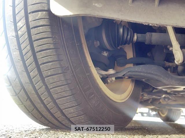 Toyota PRIUS ALPHA 2015-06 7329526-14