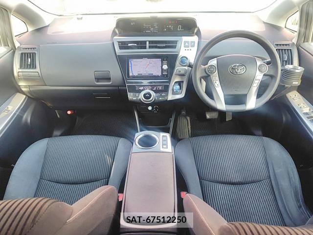 Toyota PRIUS ALPHA 2015-06 7329526-6