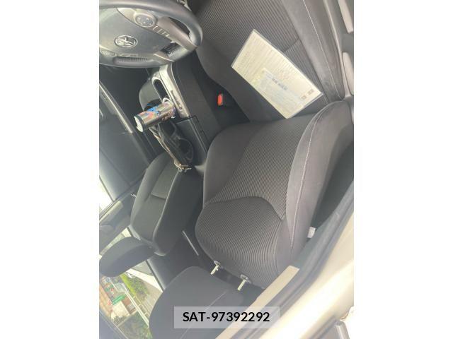 Toyota PRIUS ALPHA 2018-11 7329525-17