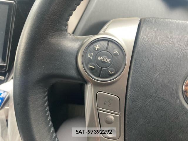 Toyota PRIUS ALPHA 2018-11 7329525-20