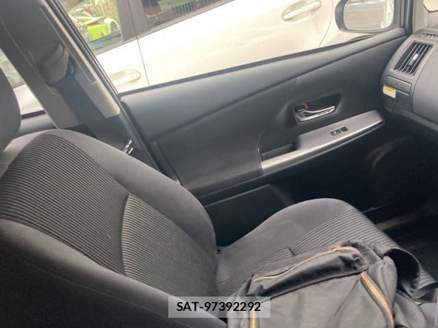 Toyota PRIUS ALPHA 2018-11 7329525-26