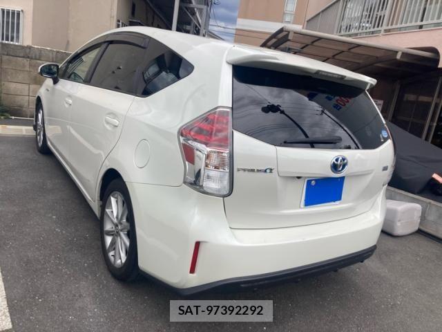 Toyota PRIUS ALPHA 2018-11 7329525-6