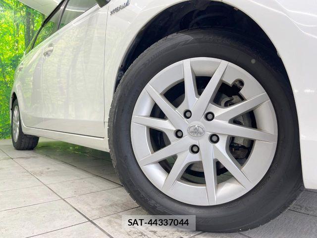 Toyota PRIUS ALPHA 2013-07 7329529-12