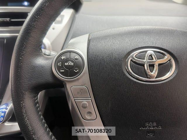 Toyota PRIUS ALPHA 2015-01 7329528-22