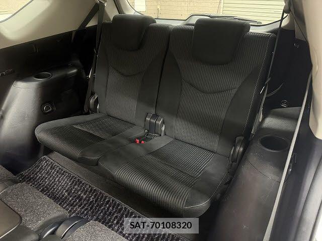Toyota PRIUS ALPHA 2015-01 7329528-7
