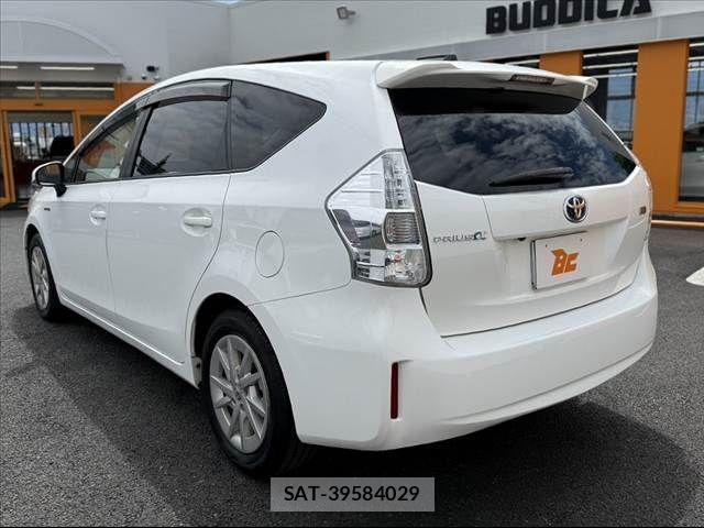 Toyota PRIUS ALPHA 2013-03 7329535-12