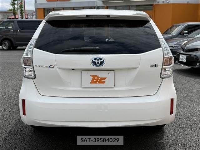 Toyota PRIUS ALPHA 2013-03 7329535-13