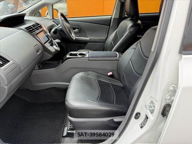Toyota PRIUS ALPHA 2013-03 7329535-16