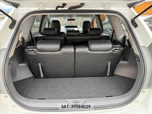 Toyota PRIUS ALPHA 2013-03 7329535-18