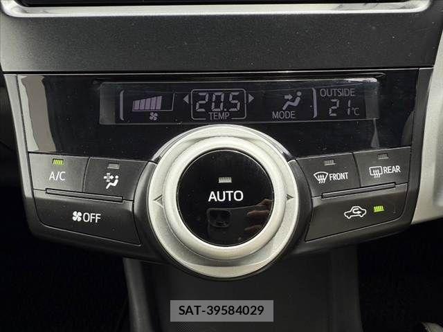 Toyota PRIUS ALPHA 2013-03 7329535-23