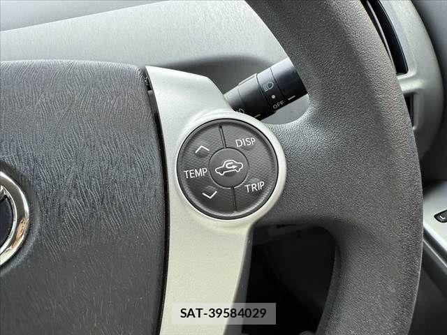 Toyota PRIUS ALPHA 2013-03 7329535-27
