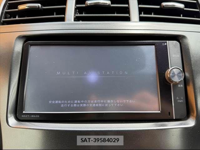 Toyota PRIUS ALPHA 2013-03 7329535-2