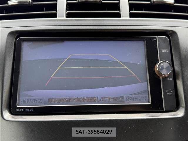 Toyota PRIUS ALPHA 2013-03 7329535-6