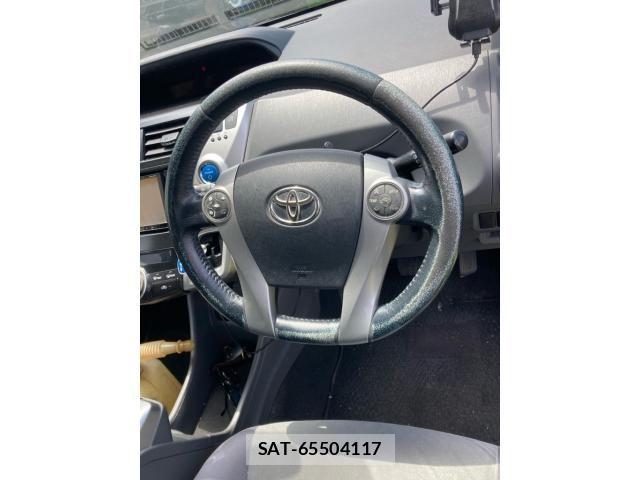 Toyota PRIUS ALPHA 2011-07 7329554-14