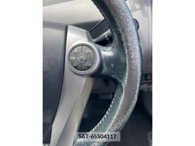 Toyota PRIUS ALPHA 2011-07 7329554-16