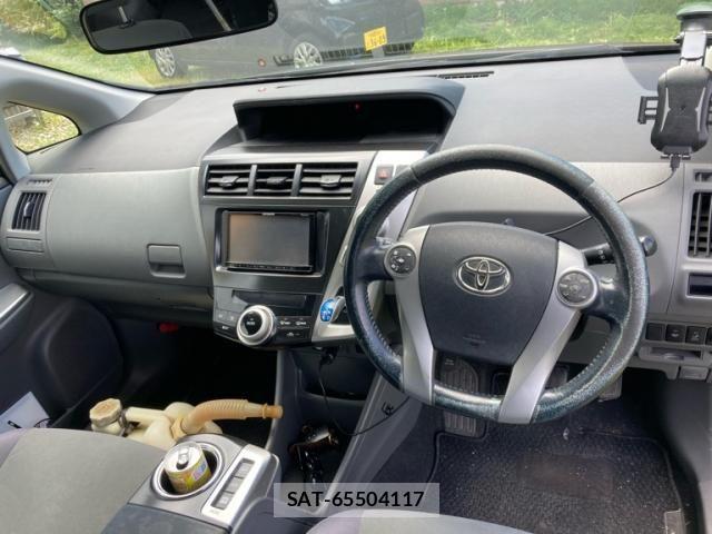 Toyota PRIUS ALPHA 2011-07 7329554-18