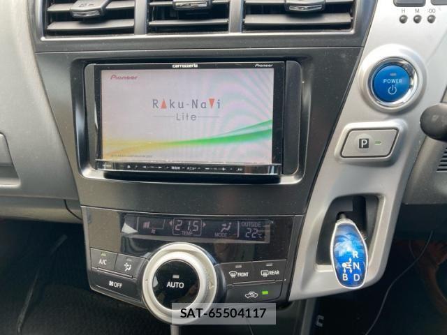 Toyota PRIUS ALPHA 2011-07 7329554-20