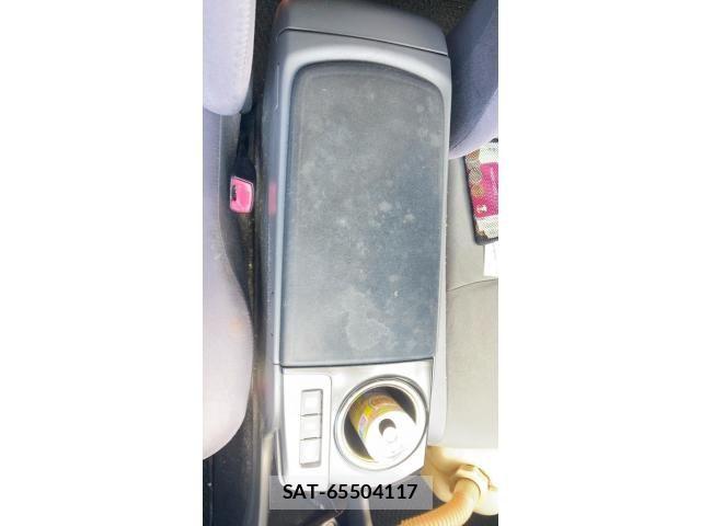 Toyota PRIUS ALPHA 2011-07 7329554-25