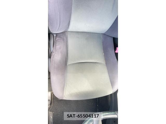 Toyota PRIUS ALPHA 2011-07 7329554-26