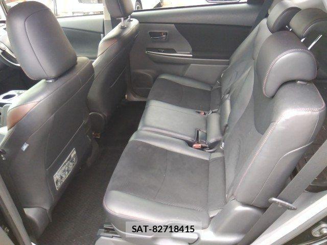 Toyota PRIUS ALPHA 2014-06 7329536-15