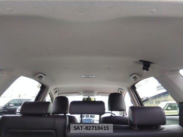 Toyota PRIUS ALPHA 2014-06 7329536-18
