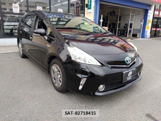 Toyota PRIUS ALPHA 2014-06 7329536-2
