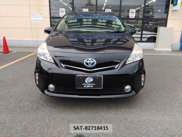 Toyota PRIUS ALPHA 2014-06 7329536-3