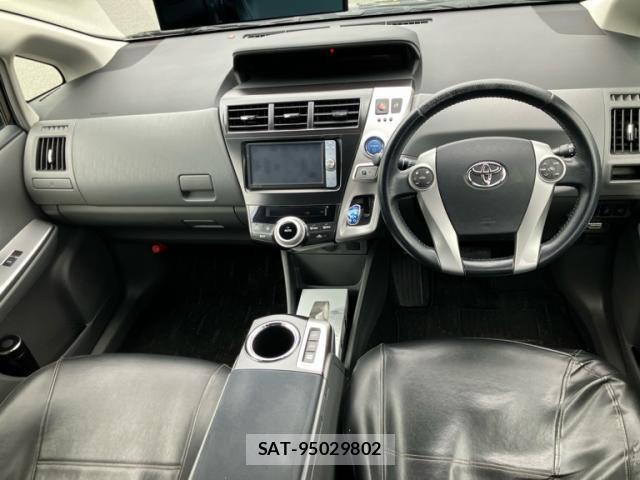 Toyota PRIUS ALPHA 2011-09 7329546-12