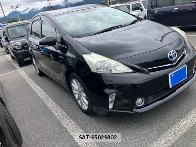 Toyota PRIUS ALPHA 2011-09 7329546-1