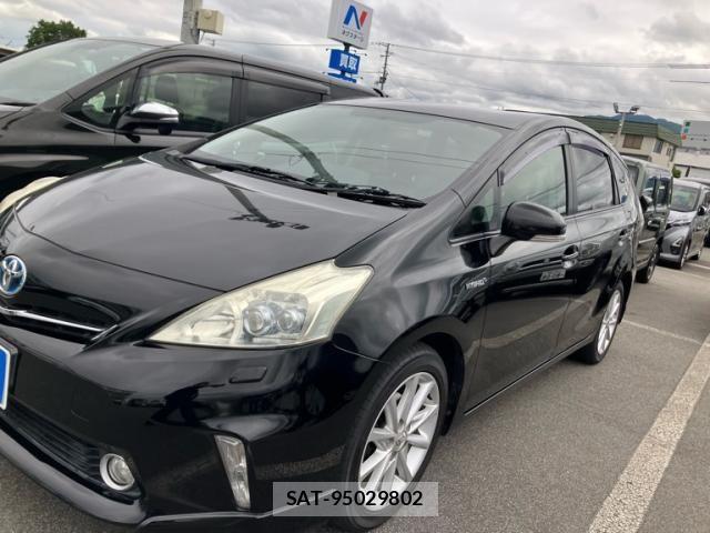 Toyota PRIUS ALPHA 2011-09 7329546-2