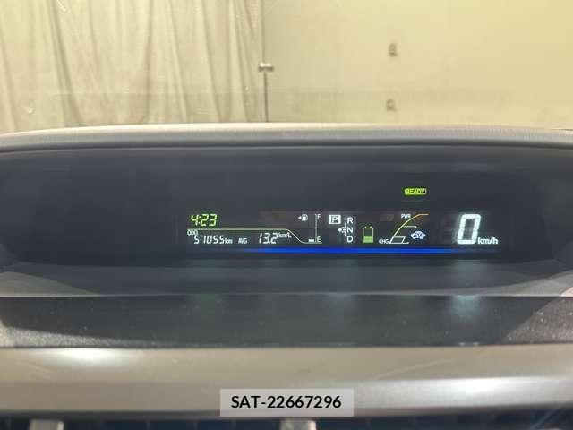Toyota PRIUS ALPHA 2012-10 7329532-10