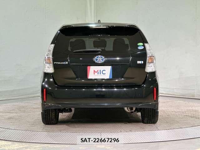 Toyota PRIUS ALPHA 2012-10 7329532-5