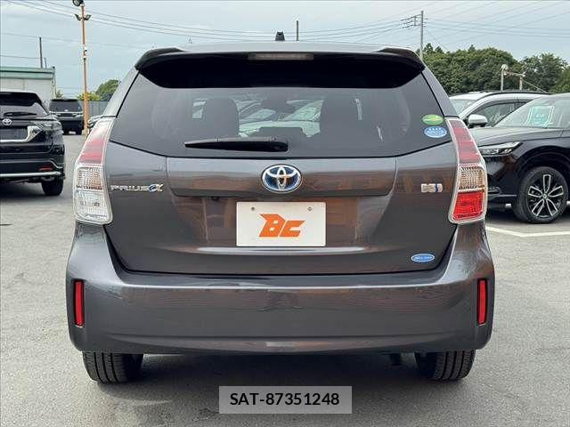 Toyota PRIUS ALPHA 2019-07 7329527-13