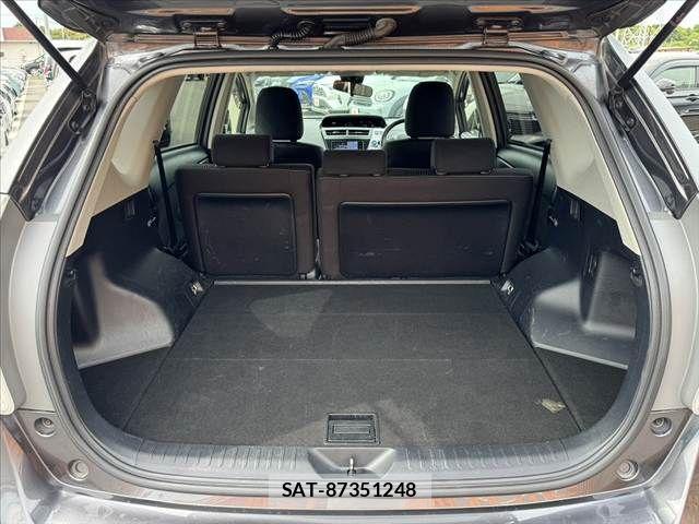 Toyota PRIUS ALPHA 2019-07 7329527-18