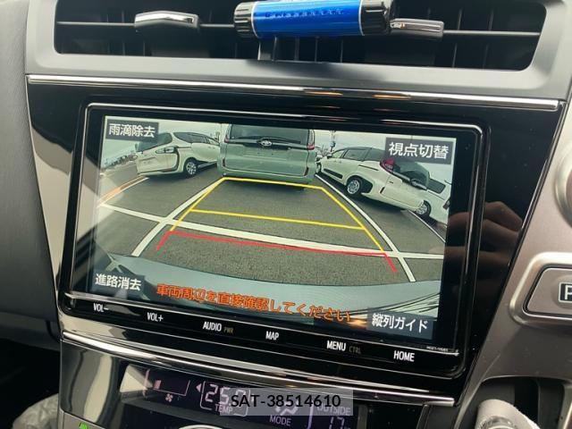 Toyota PRIUS ALPHA 2019-03 7329518-16
