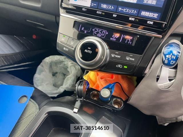 Toyota PRIUS ALPHA 2019-03 7329518-18