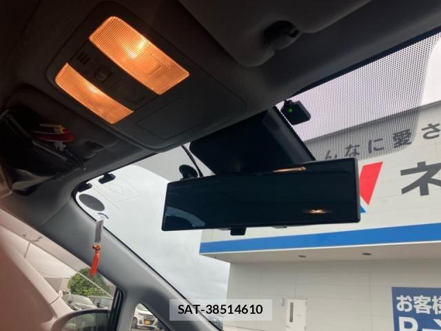 Toyota PRIUS ALPHA 2019-03 7329518-20