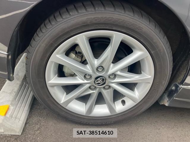 Toyota PRIUS ALPHA 2019-03 7329518-3