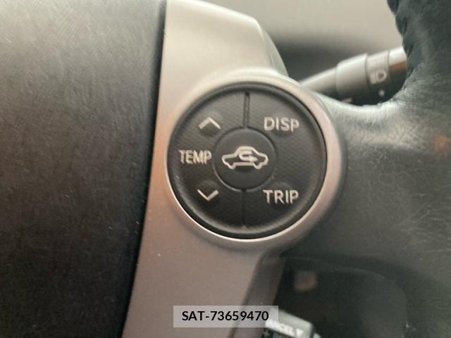 Toyota PRIUS ALPHA 2011-06 7329543-12