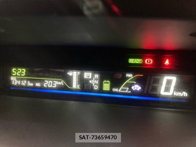Toyota PRIUS ALPHA 2011-06 7329543-15