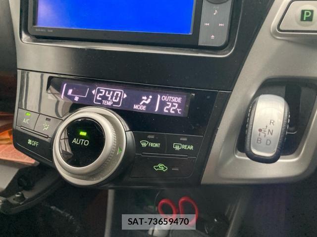 Toyota PRIUS ALPHA 2011-06 7329543-20