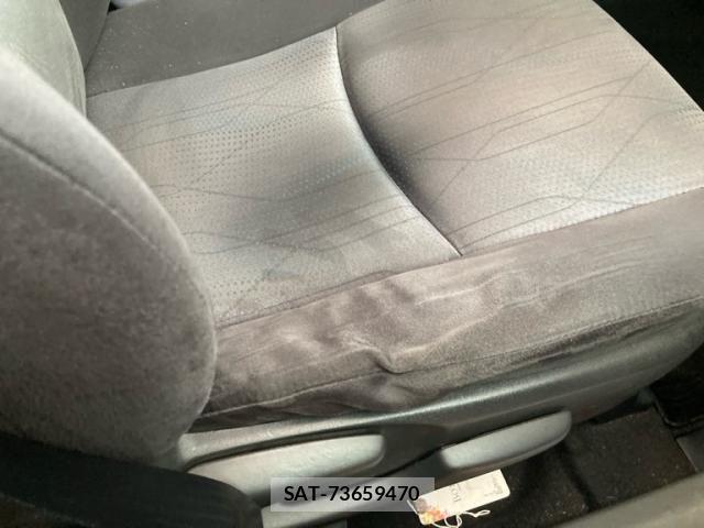 Toyota PRIUS ALPHA 2011-06 7329543-23