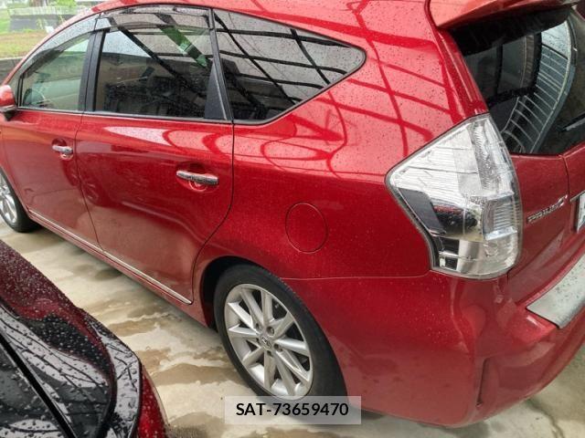 Toyota PRIUS ALPHA 2011-06 7329543-2
